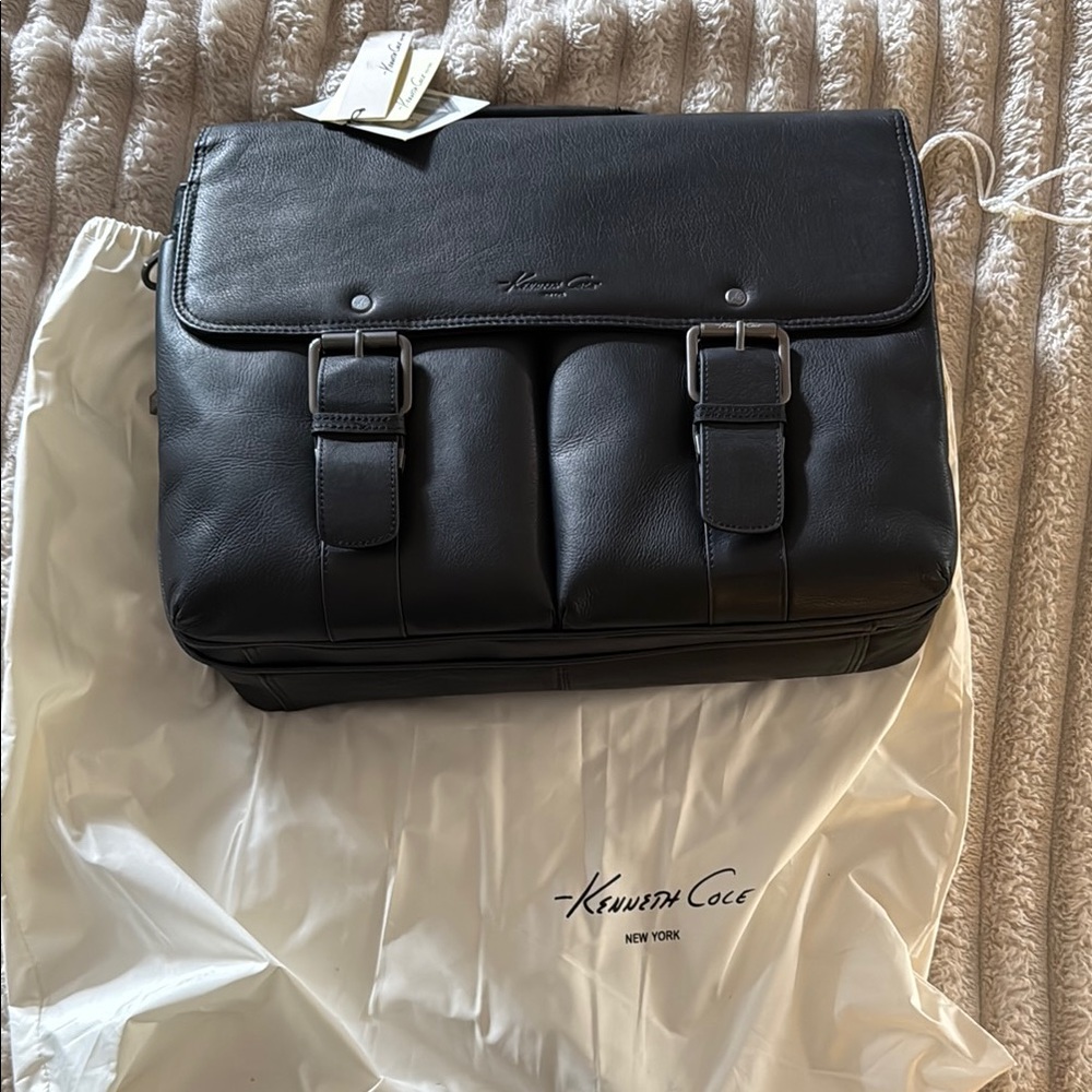 Kenneth Cole Black Messenger Bag with Flap Closure